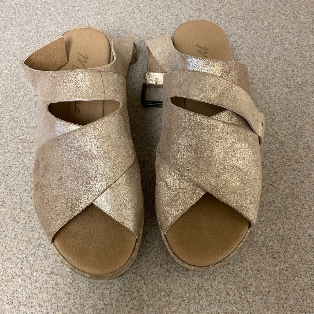 Matisse Womens Wedge - Size 9